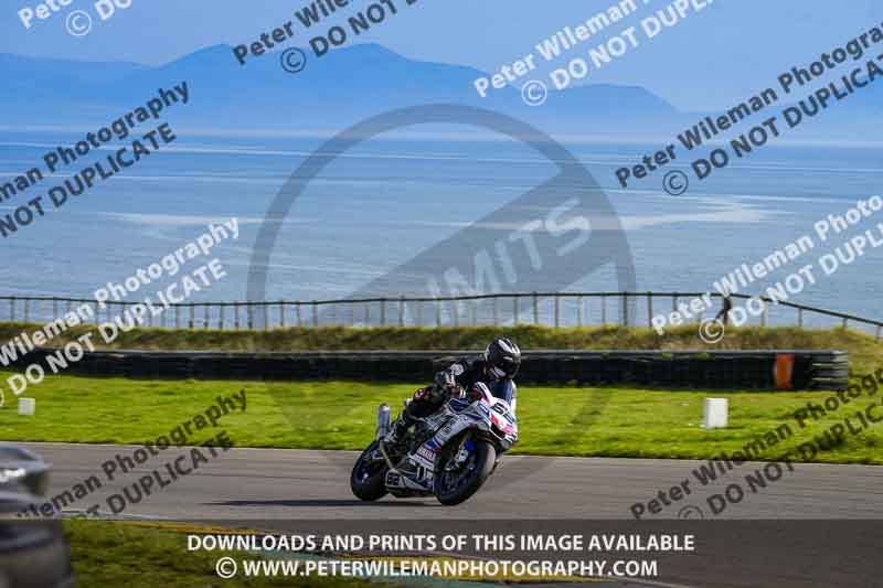 anglesey no limits trackday;anglesey photographs;anglesey trackday photographs;enduro digital images;event digital images;eventdigitalimages;no limits trackdays;peter wileman photography;racing digital images;trac mon;trackday digital images;trackday photos;ty croes